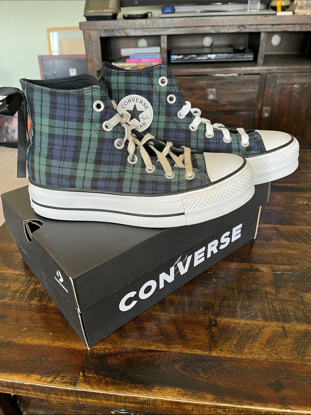 Converse High-Top platform chuck taylor’s in Black and Green Plaid - Picture 3 of 4